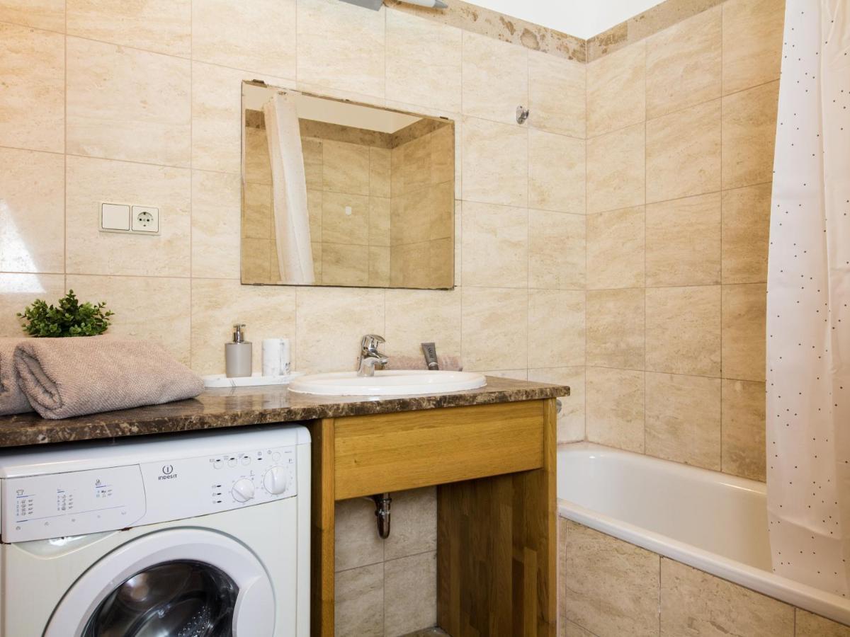 Artemisia Luxury Skyflat Apartment Budapest
